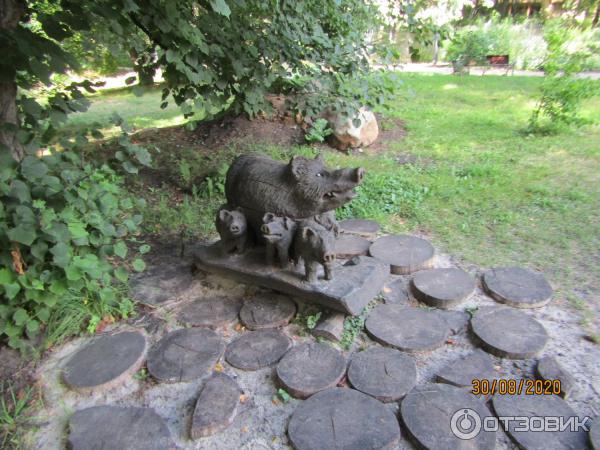 код янтарного калининградской области. 31886 16576031. код янтарного калининградской области фото. код янтарного калининградской области-31886 16576031. картинка код янтарного калининградской области. картинка 31886 16576031. Здравствуйте! Сегодня, в продолжение моих воспоминаний об отдыхе в самом западном регионе нашей страны, в Калининградской области, хотелось бы рассказать об одном из приморских городков, которые довелось посетить, об Янтарном. Иногда его называют и посёлком, всё таки население его составляет всего-то пять с половиной тысяч жителей. Но, впрочем, я думаю, это не так и принципиально. Я уже рассказывал об отдельных достопримечательностях Янтарного, сегодня же, что называется, обобщающий отзыв.