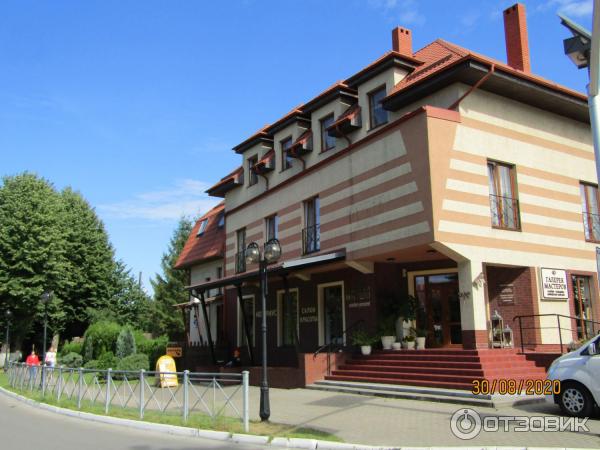код янтарного калининградской области. 31886 74434434. код янтарного калининградской области фото. код янтарного калининградской области-31886 74434434. картинка код янтарного калининградской области. картинка 31886 74434434. Здравствуйте! Сегодня, в продолжение моих воспоминаний об отдыхе в самом западном регионе нашей страны, в Калининградской области, хотелось бы рассказать об одном из приморских городков, которые довелось посетить, об Янтарном. Иногда его называют и посёлком, всё таки население его составляет всего-то пять с половиной тысяч жителей. Но, впрочем, я думаю, это не так и принципиально. Я уже рассказывал об отдельных достопримечательностях Янтарного, сегодня же, что называется, обобщающий отзыв.