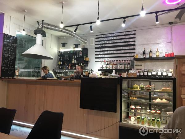 Еда жодино. Еда жодино. Пицца 25см мясная. Ролл цунами. Еда жодино.