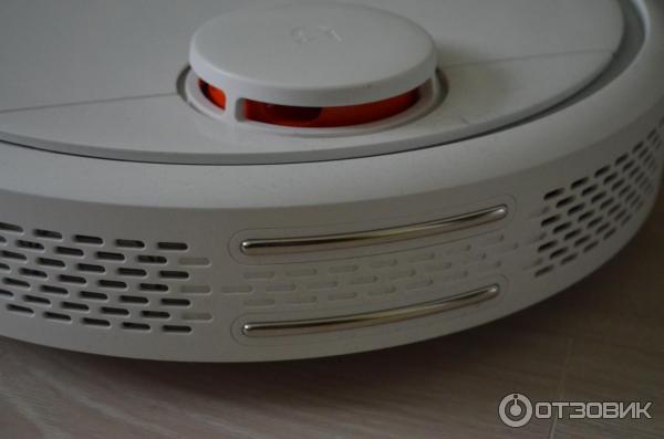 металлические вставки с задней стороны