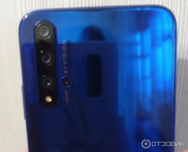 Смартфон Honor 20 фото