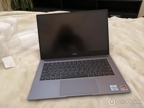 Ноутбук Huawei Matebook D14 фото