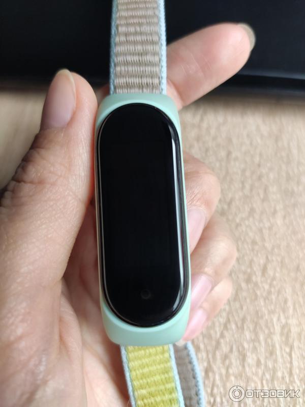 Смарт-браслет Xiaomi Mi Band 5 фото