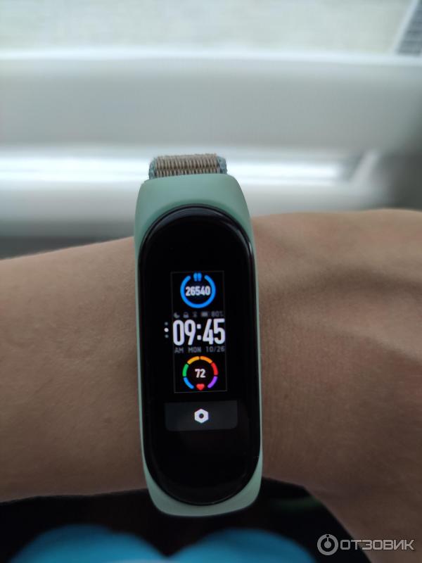 Смарт-браслет Xiaomi Mi Band 5 фото
