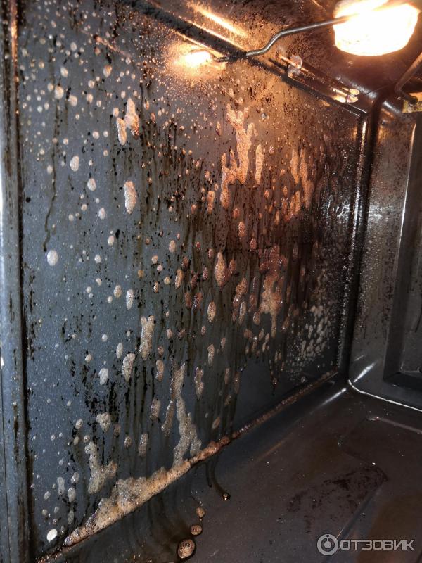 Духовка до после. Средство для чистки раковины на кухне. Нагар в духовке. Азалит для духовки. Фото когда покрасили ручку от духовки после азелита.