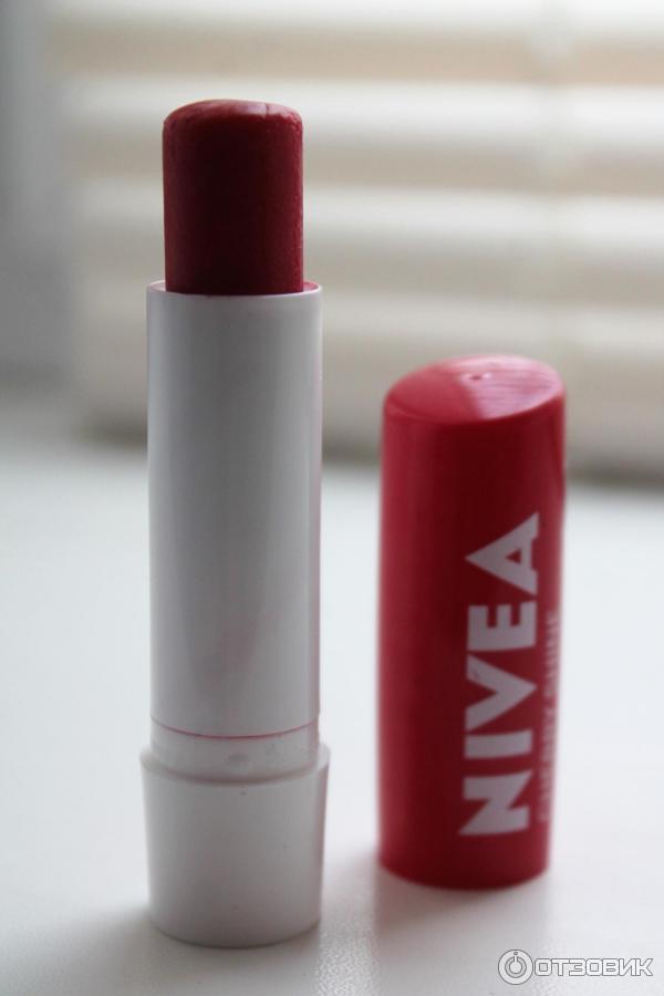 Отзыв о Бальзам Nivea "Вишневое сияние" | Очень вкусно пахнет