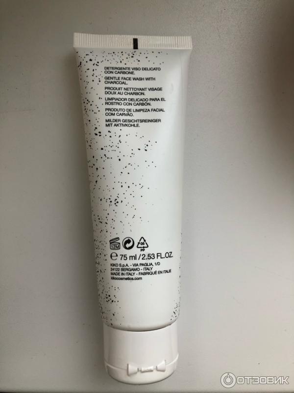 gentle charcoal face wash kiko