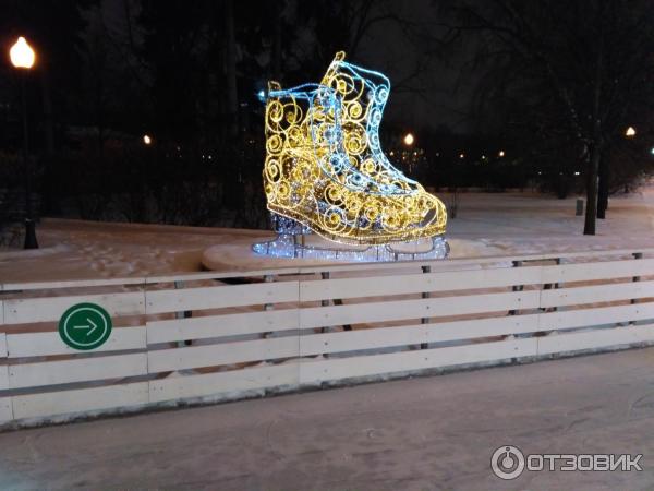 Каток культуры и отдыха в парке горького. Каток Центральный парк культуры имени Горького. Каток зеркальный 2021-2022 в парке Горького, Москва. Парк Горького Москва зимой 2021. Катки 2022 Москва парк Горького.