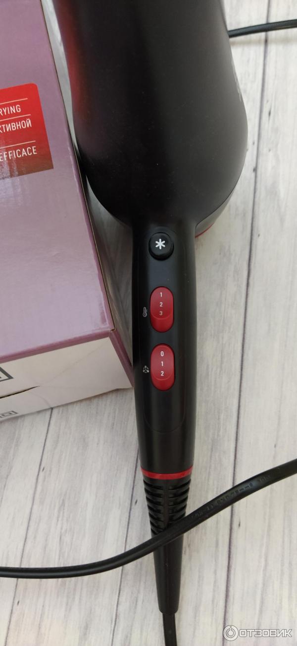 Отзыв о Фен для волос Tefal Motion Dry HV5700D8 | Сушит быстро, удобный.