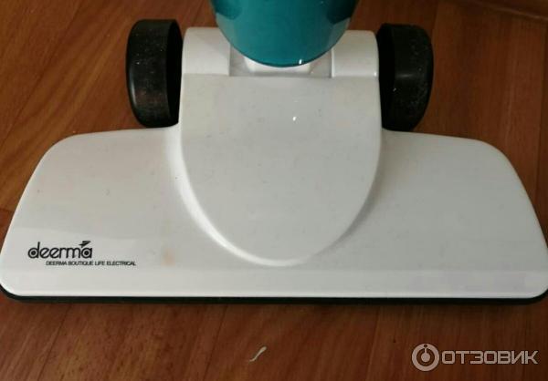 Вертикальный пылесос Xiaomi Deerma Vacuum Cleaner DX118C фото