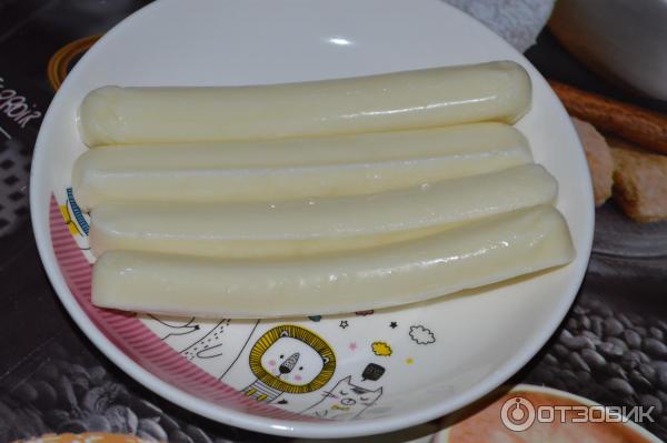 Сыр сулугуни палочки копченые. Сыр сулугуни умалат палочки. Сулугуни умалат. Сыр сулугуни палочки. Сыр умалат сулугуни 45% палочки.