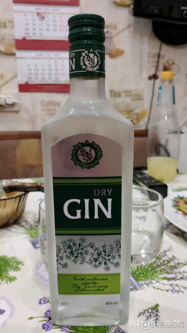 Джин 40 градусов. Dry Gin Нива. Джин Dry Gin лента. Джин Белебеевский. Джин «Woodman Gin Dry» 0,5л