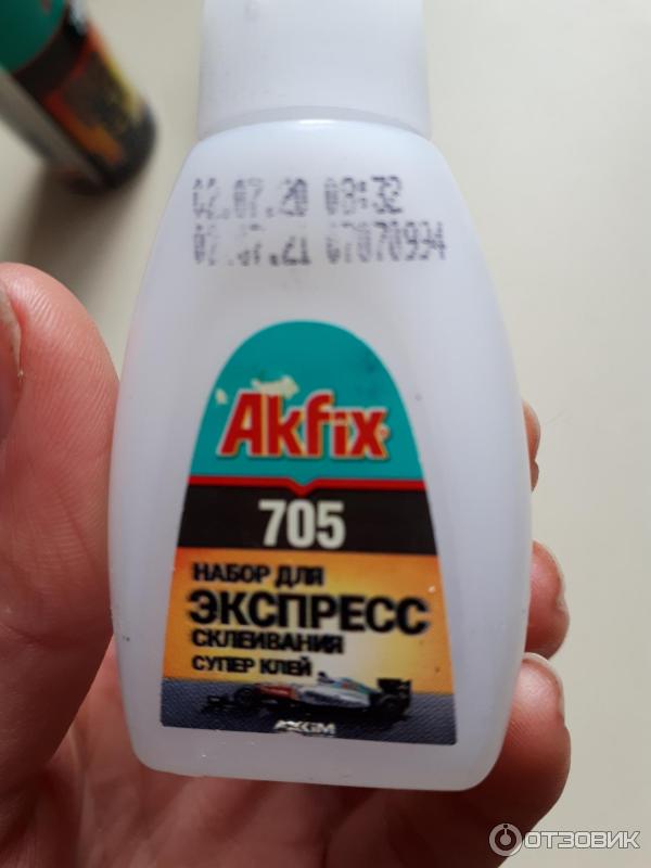 Супер клей попал на кожу. Суперклей Akfix 705. Akfix 303 супер клей, 3 гр.. Клей Акфикс 705. Клей Akfix 705 склеит алюминий?.
