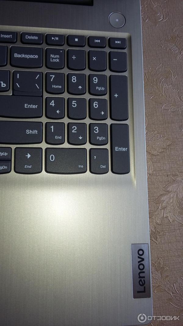 Ноутбук Lenovo IdeaPad 3 15IGL05 фото