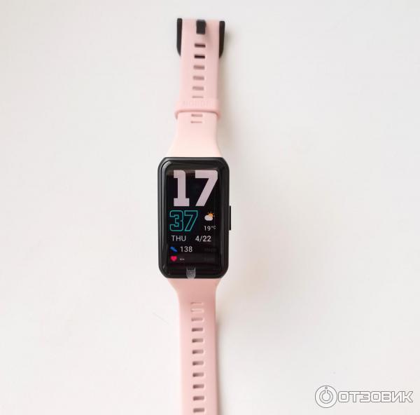 Смарт-браслет Honor Band 6 фото