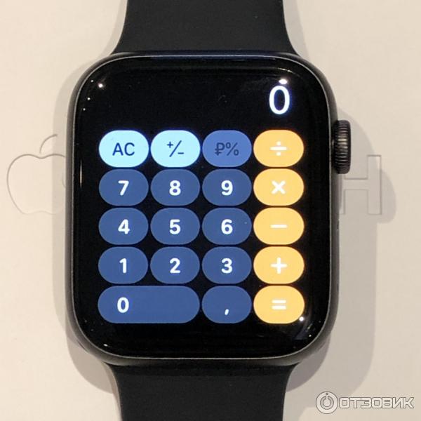Apple Watch 38 мм на женской руке