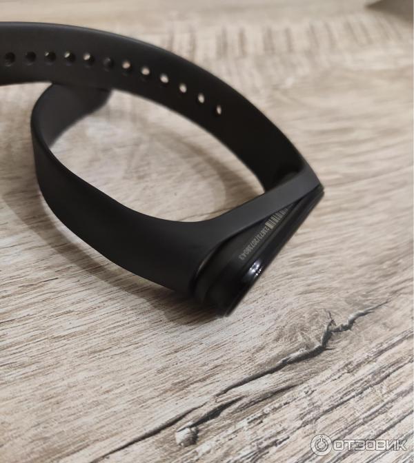 Фитнес-браслет Xiaomi Mi Band 4 фото