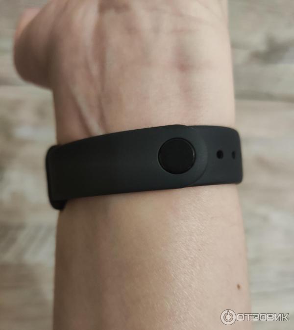 Фитнес-браслет Xiaomi Mi Band 4 фото