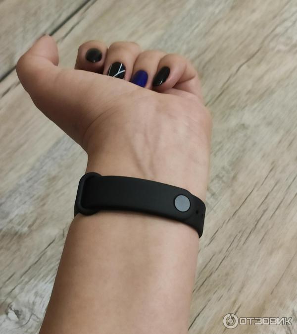 Фитнес-браслет Xiaomi Mi Band 4 фото