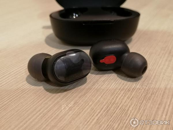 Беспроводные bluetooth-наушники Xiaomi Redmi AirDots 2 фото
