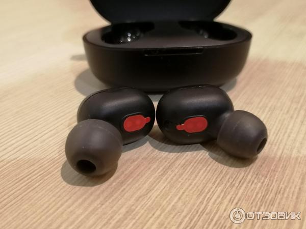 Беспроводные bluetooth-наушники Xiaomi Redmi AirDots 2 фото