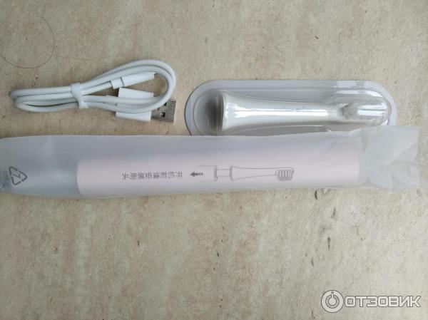 Электрическая зубная щетка Xiaomi Mijia T100 фото