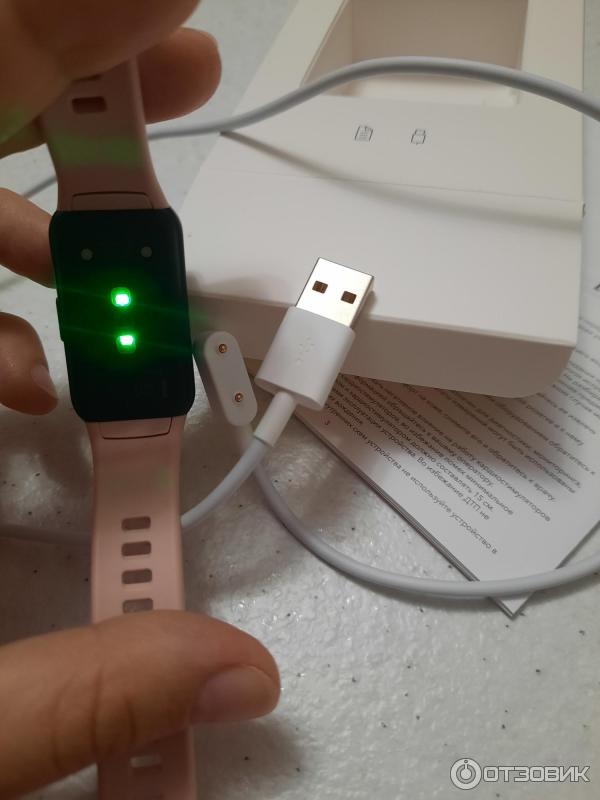 Смарт-браслет Honor Band 6 фото