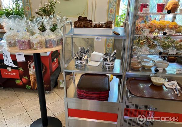 Монастырская трапезная Кирилло-Афанасиевского мужского монастыря (Россия, Ярославль) - фото