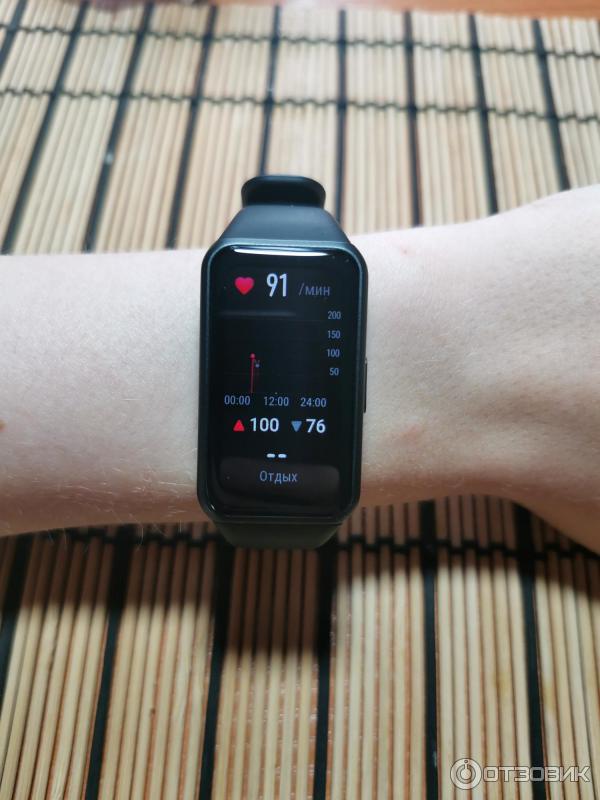 Смарт-браслет Honor Band 6 фото
