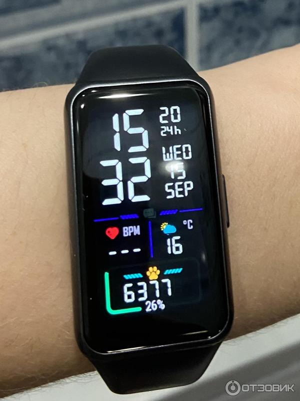 Фитнес-трекер Huawei Honor Band 6 фото
