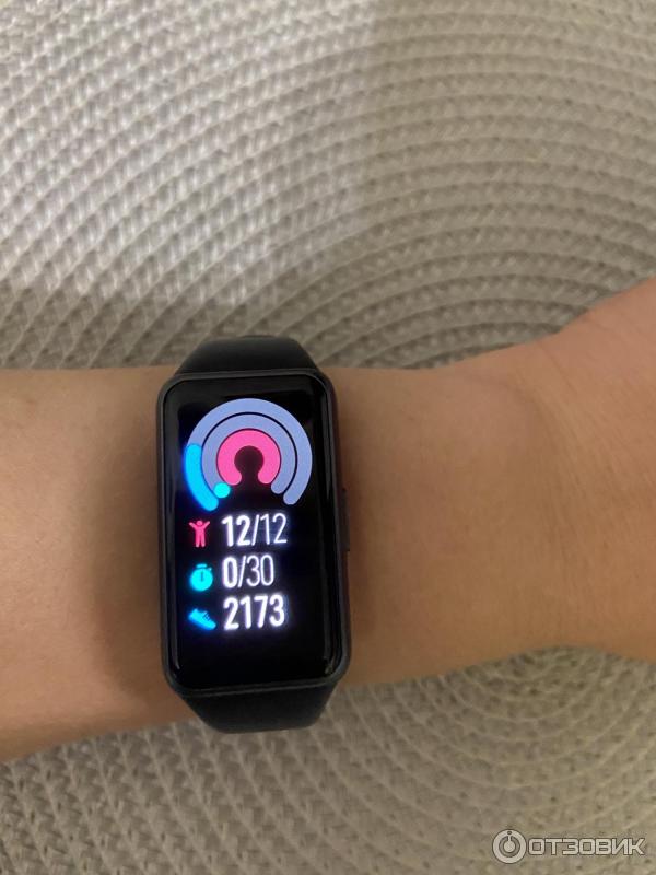 Фитнес-трекер Huawei Honor Band 6 фото