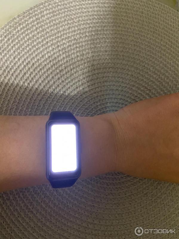 Фитнес-трекер Huawei Honor Band 6 фото