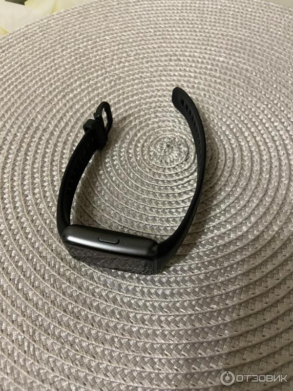 Фитнес-трекер Huawei Honor Band 6 фото
