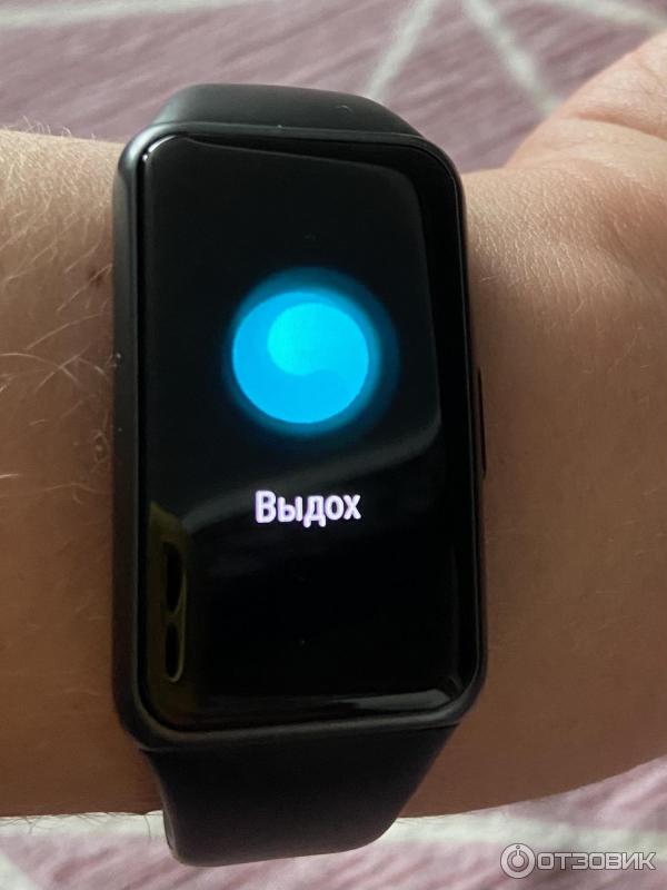 Фитнес-трекер Huawei Honor Band 6 фото