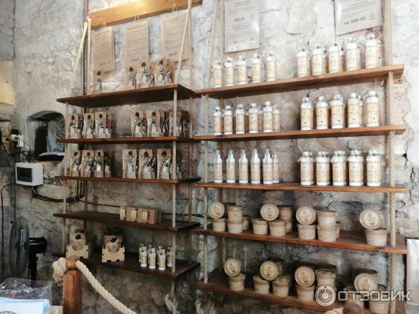 Фирменный магазин натуральной косметики Золото Абхазии (Абхазия, Новый Афон) фото
