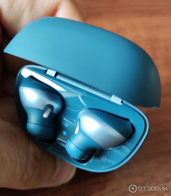 Беспроводные наушники JBL Tune 225 TWS фото