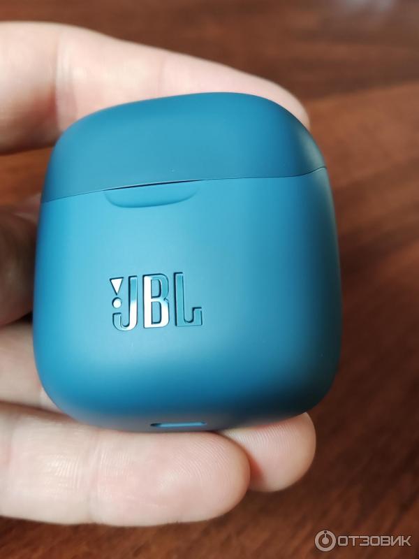 Беспроводные наушники JBL Tune 225 TWS фото