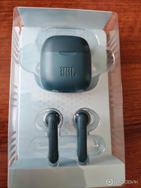 Беспроводные наушники JBL Tune 225 TWS фото