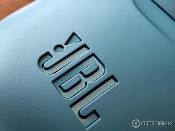 Беспроводные наушники JBL Tune 225 TWS фото
