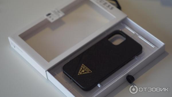 Чехол GUESS для iPhone фото