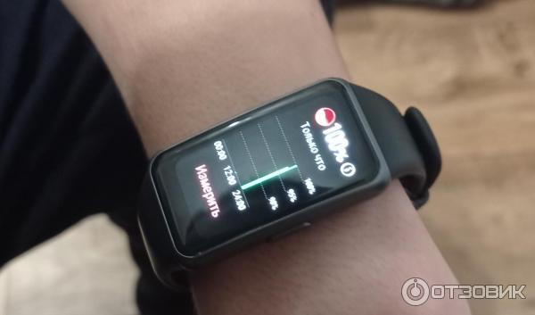 Фитнес-браслет Huawei Band 6 фото