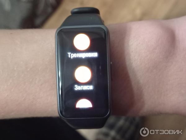 Фитнес-браслет Huawei Band 6 фото