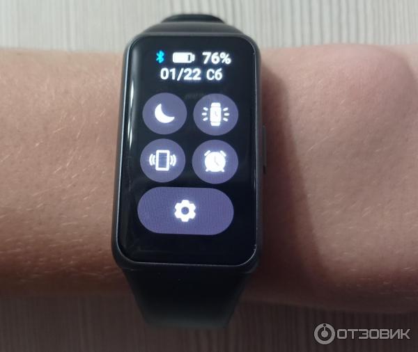Фитнес-браслет Huawei Band 6 фото