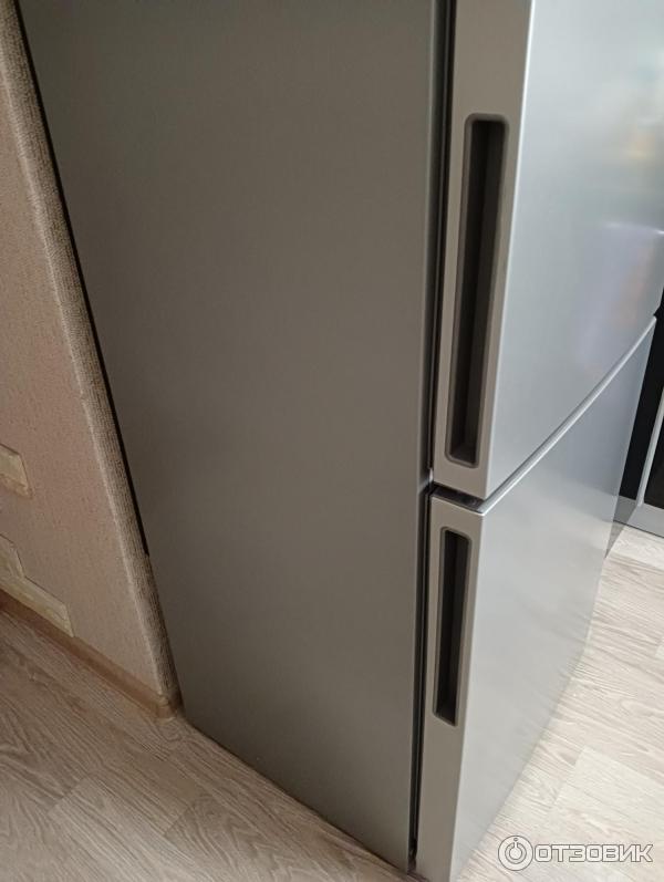 Холодильник Indesit ITR 4200 S фото