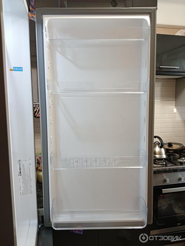 Холодильник Indesit ITR 4200 S фото