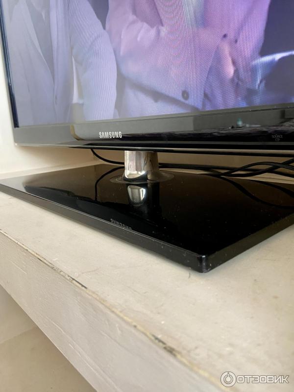 LED-телевизор Samsung UE32D4000NW фото
