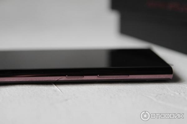 Смартфон Samsung Galaxy S22 Ultra фото