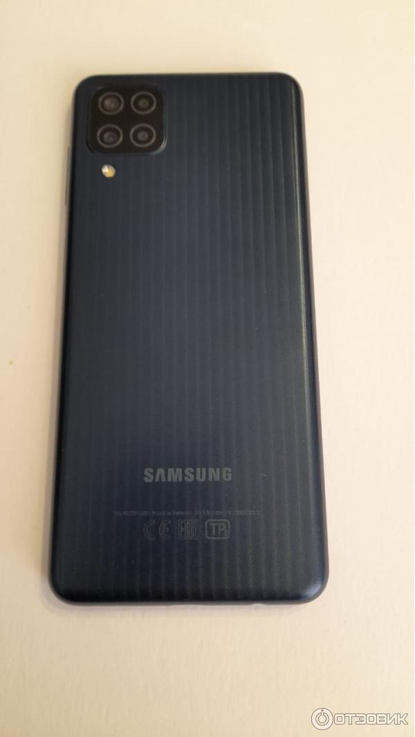Смартфон Samsung Galaxy M12 фото