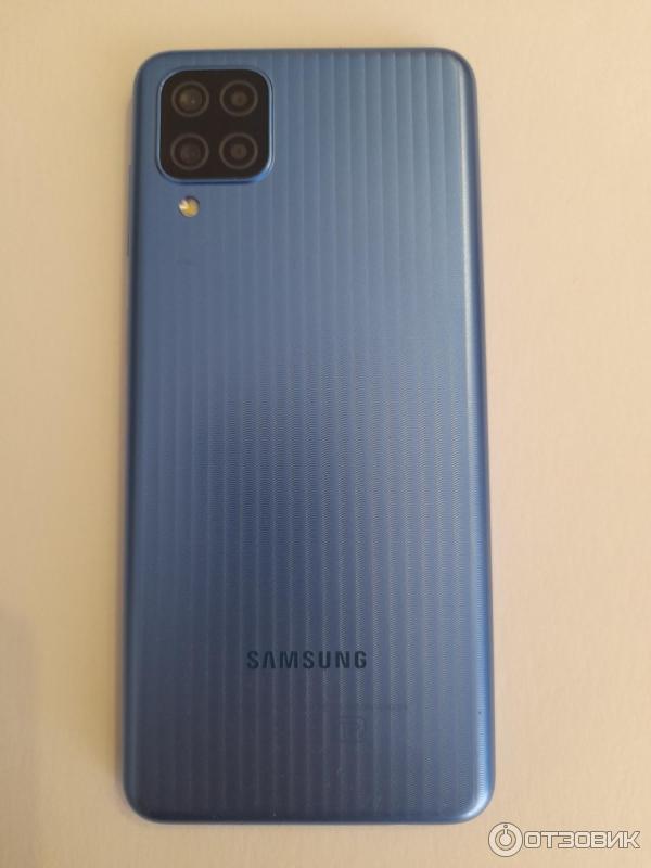 Смартфон Samsung Galaxy M12 фото