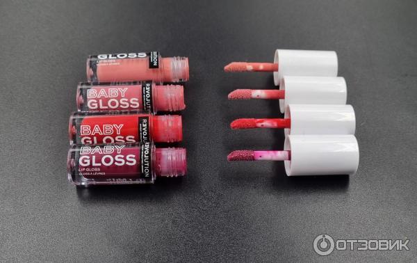 Relove revolution baby gloss свотчи. Wonder revolution блеск. революшн бейби глосс. Relove by revolution. блеск для губ революшен.